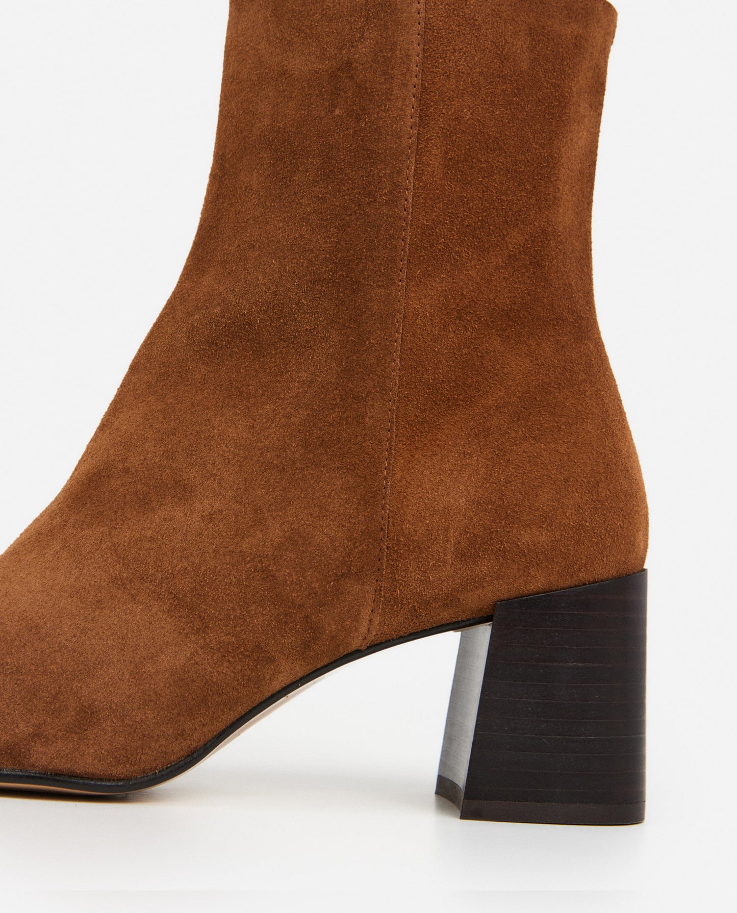 Cay Suede Bourbon