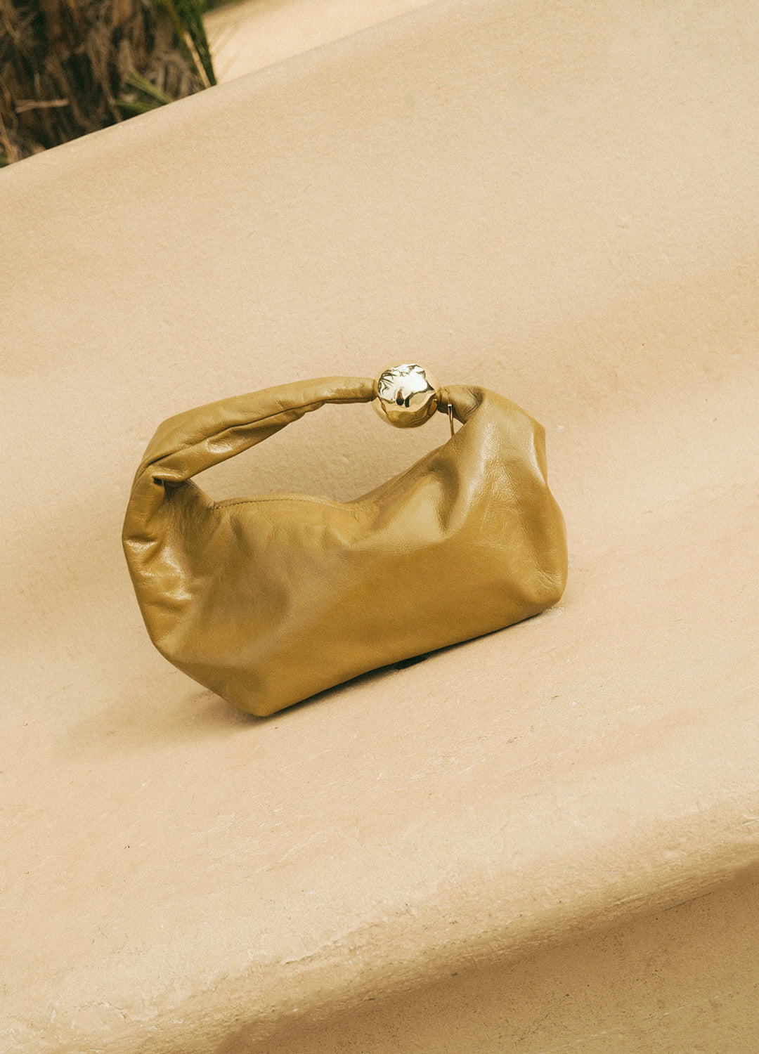 Astrid Handbag Leather Patent Olive