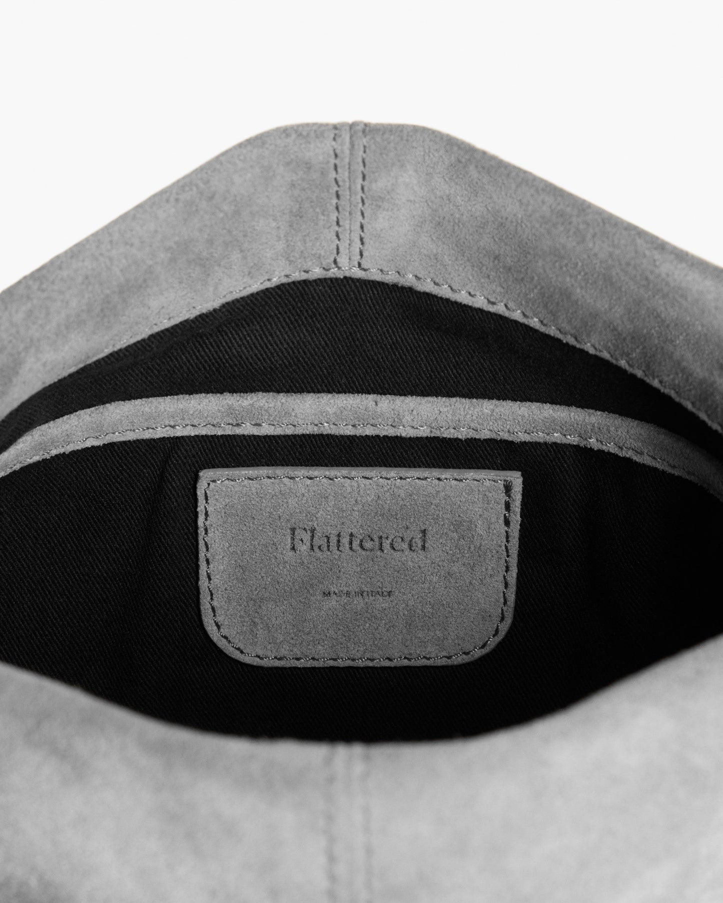 Clay Clutch Suede Grey