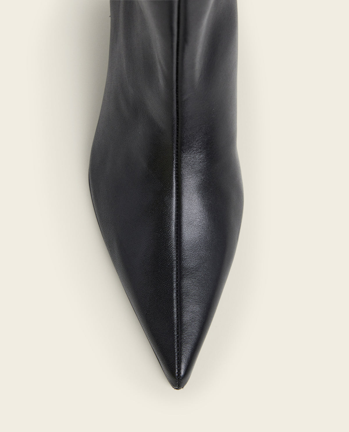 Nour Leather Black