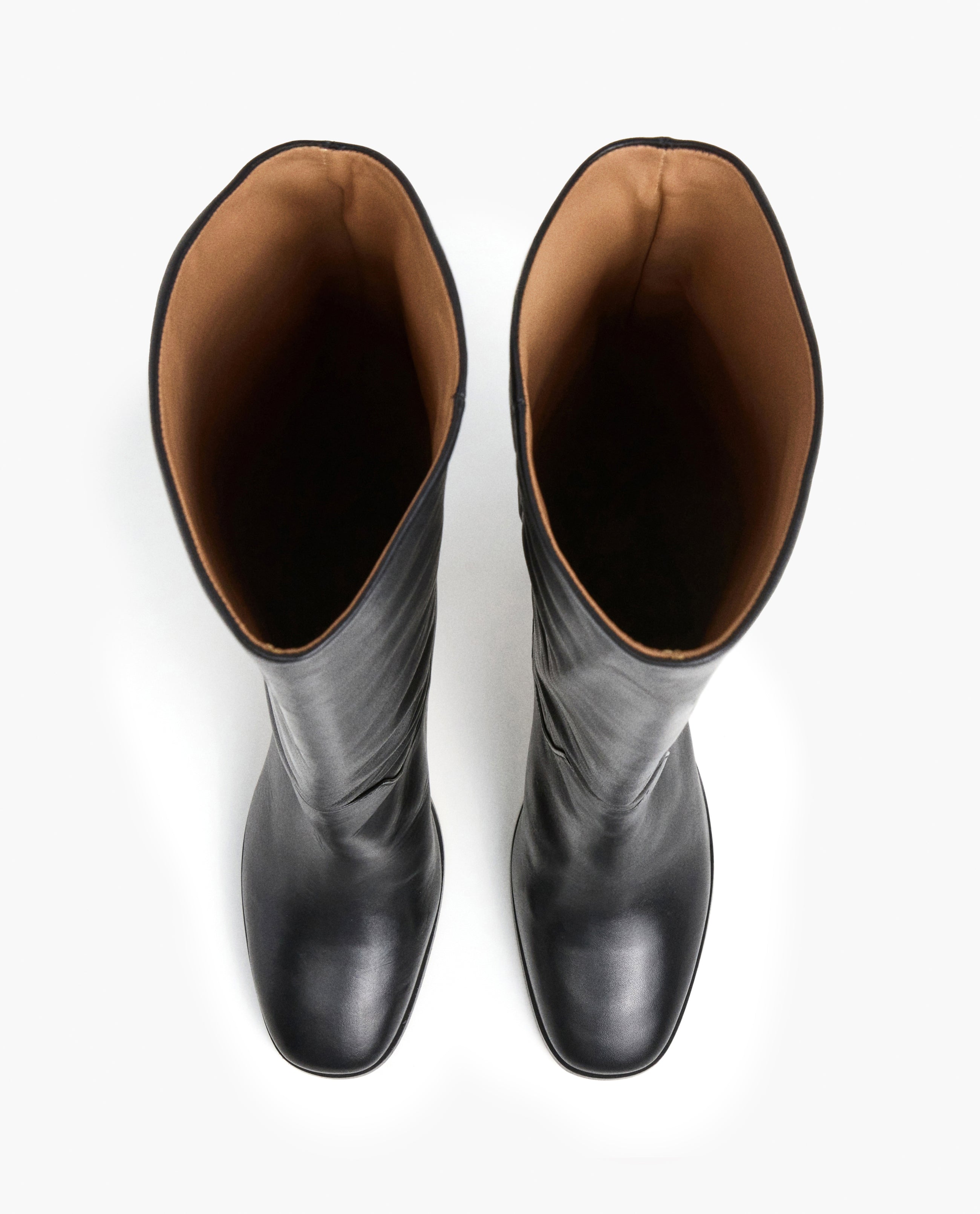 Octavia Leather Black